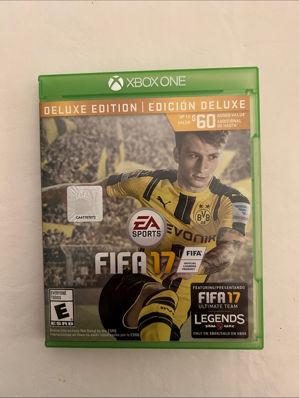 Pre owned Xbox one FIFA 17 Deluxe Edition